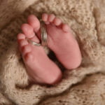 prestations pour bebe: Thalasso bain bébé, Atelier réflexologie bébé émotionnelle, Atelier massage bébé, Découverte du portage physiologique